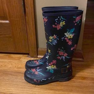 Tall Navy Flower Rain Boots | 7